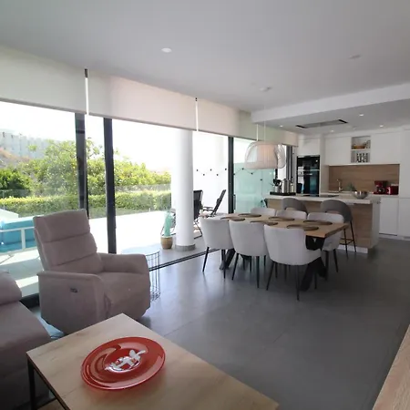 Apartment Villahigueron *