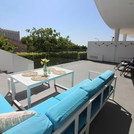 Apartment Villahigueron *